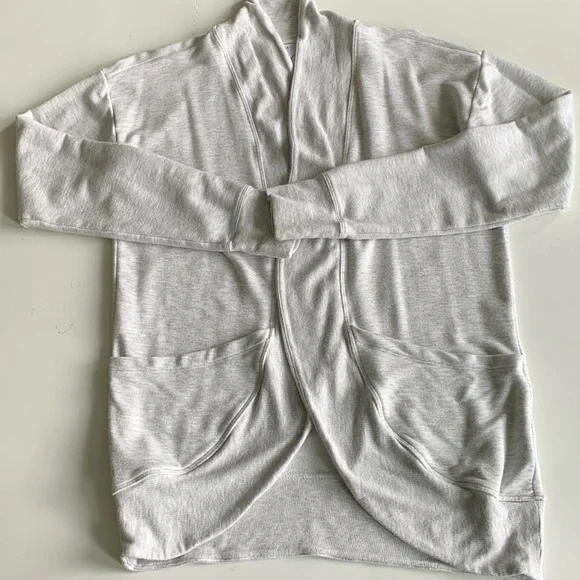 Athleta Girl Wrap’N Roll Cardigan Fog Heather Grey Gray Size XL/14 - Picture 3 of 10